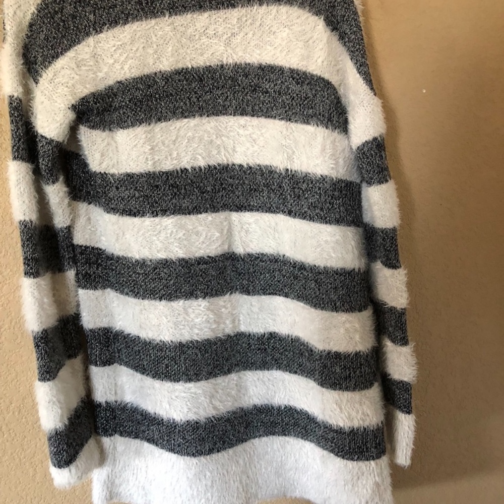 Sweater - Picture 2 of 3